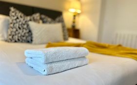 Koala & Tree - Modern 1 Bed Apartment For 4 Guests In The Heart Of Cambridge - Short Lets & Serviced Accommodation